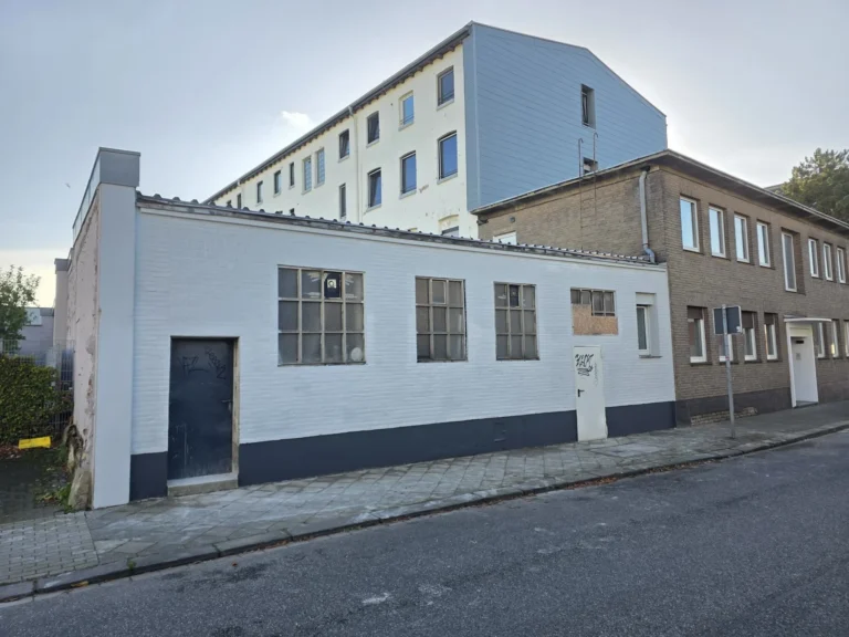 Kernsanierte Gewerbefläche, ca. 68 m² — Viersen-Dülken